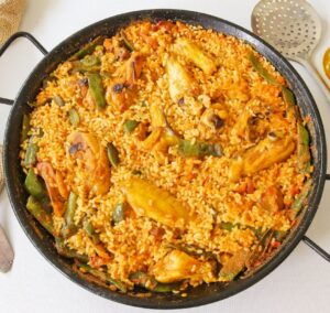 Paella de Pollo y Verdura